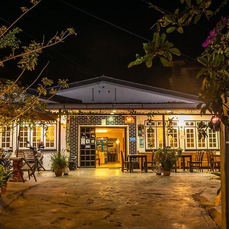 טאנה ראטה Vintage Guesthouse מראה חיצוני תמונה